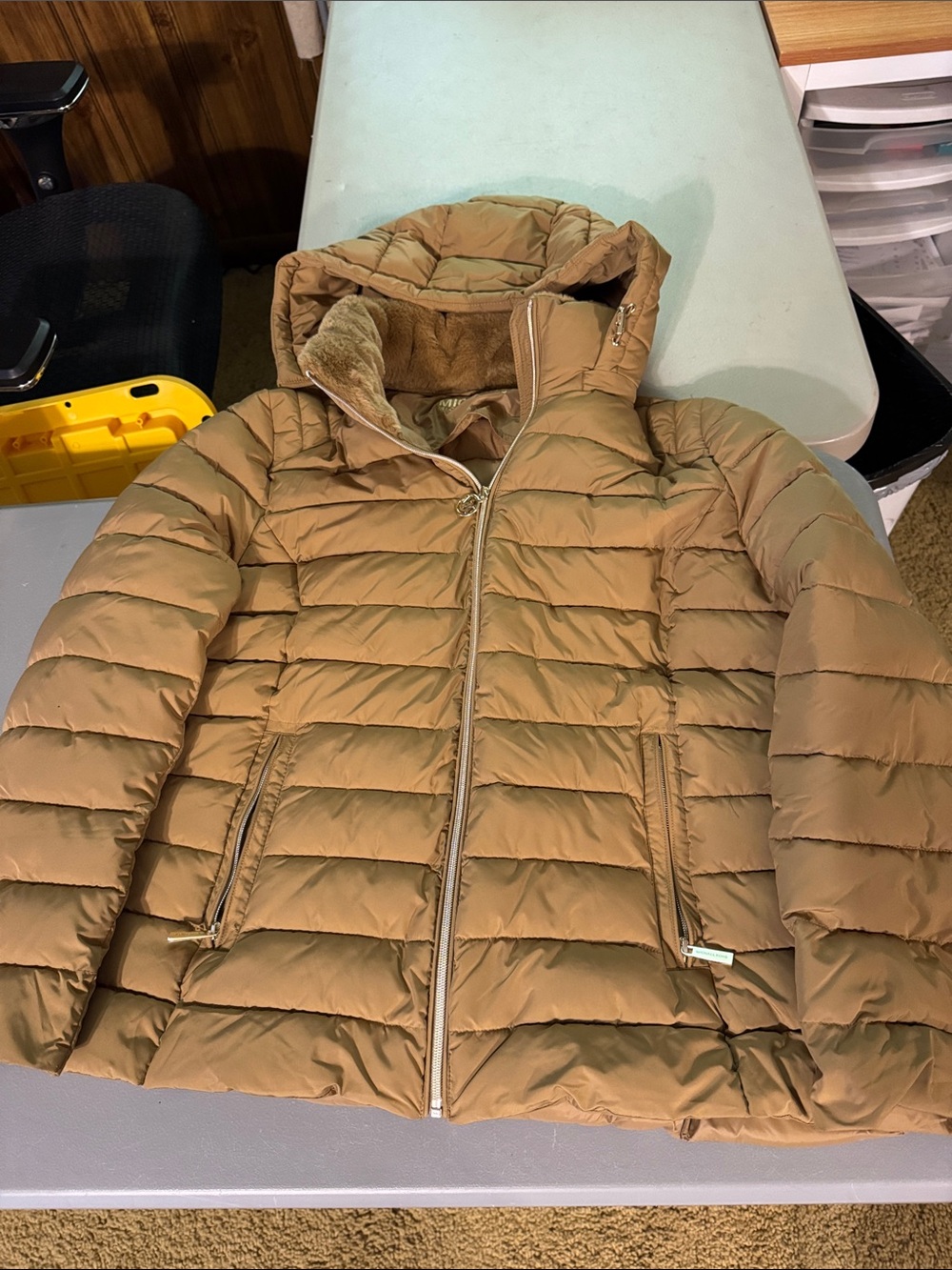 Women’s Puffer Coat Michael Kors size XL